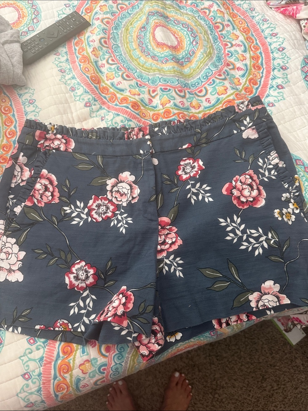 Women's Navy Floral Ruffle-Trimmed Shorts